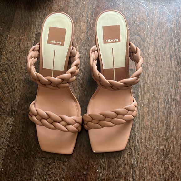 Dolce Vita Braided Heel - Picture 3 of 5